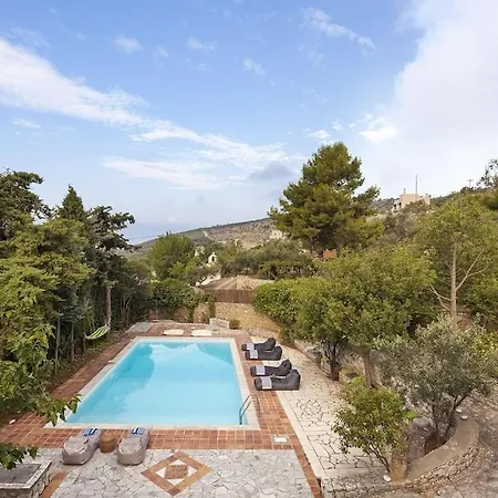 Villa Mani Tower By Olive *